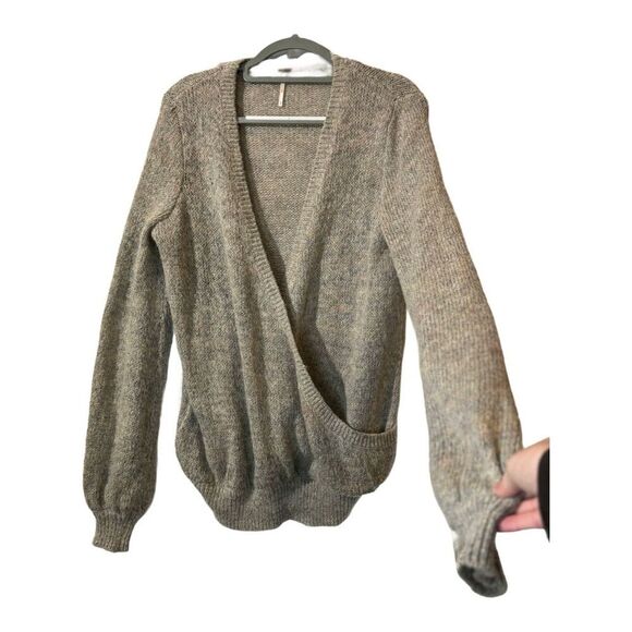 Free People Gray Wrap Front Knit Mohair Alpaca Wool Blend Sweater M Boho Chic - Picture 2 of 11